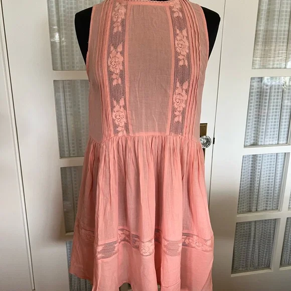 Auguste the Label Dress - Picture 3 of 8